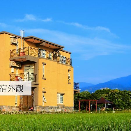 Fountain B&B Yilan Экстерьер фото