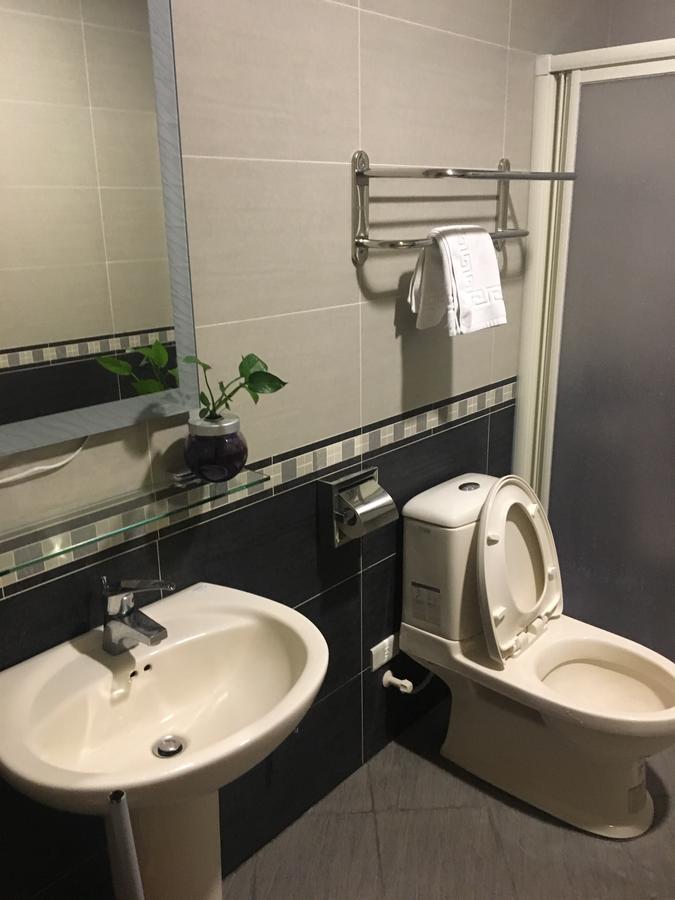 Fountain B&B Yilan Экстерьер фото