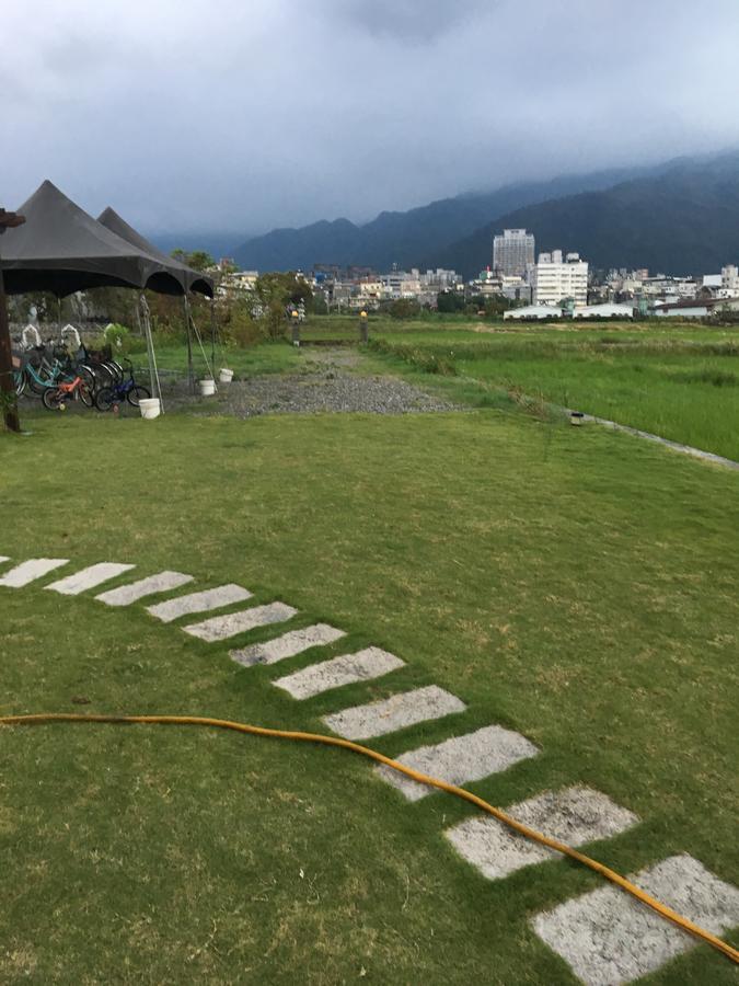 Fountain B&B Yilan Экстерьер фото