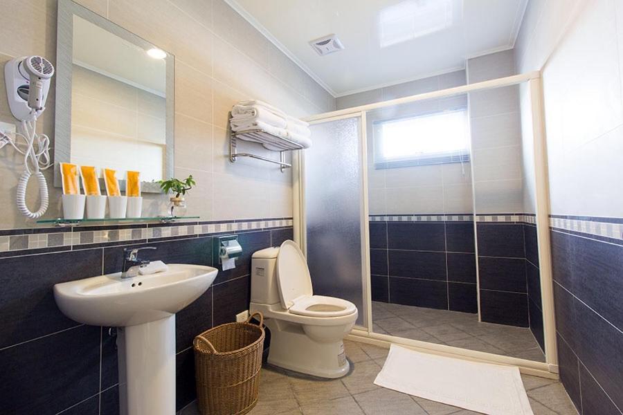 Fountain B&B Yilan Экстерьер фото